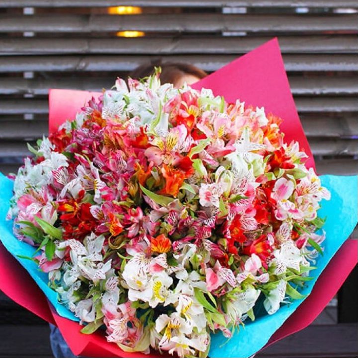 101 альстромерия в Петропавловске-Камчатском