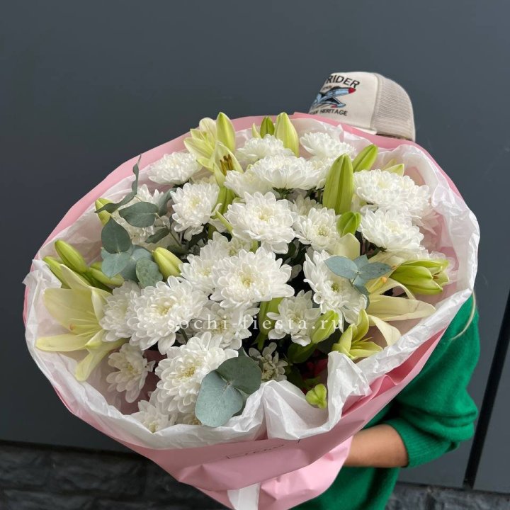  Букет  хризантемы и лилии с доставкой в Петропавловске-Камчатском