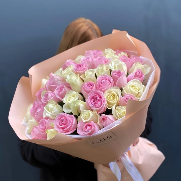 55 роз микс нежности в Петропавловске-Камчатском